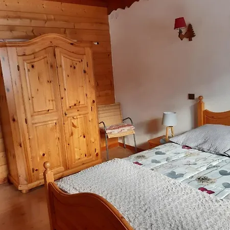 Le Nid D'aigle Casa de Férias Arêches