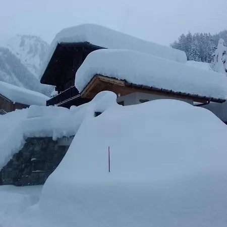 Le Nid D'aigle Areches